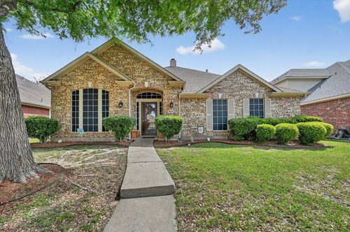 3025 Avery Ln, McKinney, TX, 75070-7774 | Card Image