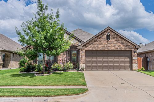 2553 Hadley St, Weatherford, TX, 76087-1807 | Card Image