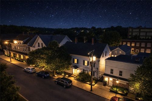 372 River St, Woonsocket, RI, 02895-2943 | Card Image