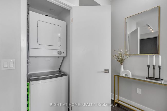 2303 - 2916 Highway 7, Condo with 2 bedrooms, 2 bathrooms and 1 parking in Vaughan ON | Image 26