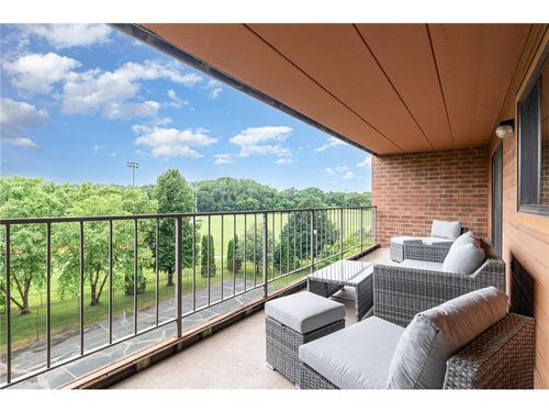 apt-410-3320 Louisiana Ave S, Saint Louis Park, MN, 55426-4130 | Card Image