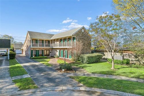 504 Georgia Ct, Metairie, LA, 70005-1759 | Card Image