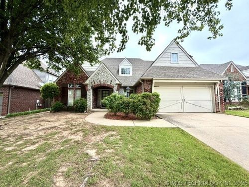 8523 S 70th East Ave, Tulsa, OK, 74133-5084 | Card Image