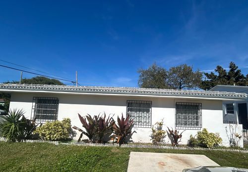 11201 Ne 3rd Ave, Miami, FL, 33161-6670 | Card Image