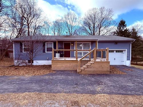 200 Belvedere Rd, Beacon, NY, 12508-2431 | Card Image