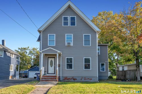 28 George St, West Haven, CT, 06516-3746 | Card Image