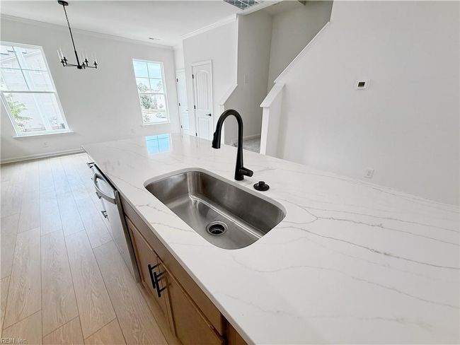 1390 Independence Blvd, House attached with 3 bedrooms, 4 bathrooms and null parking in Newport News VA | Image 7