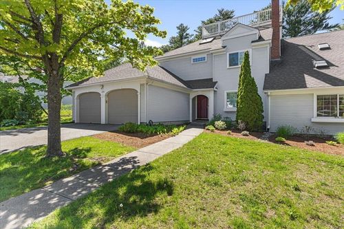 30 Southwind Dr, Burlington, VT, 05401-5471 | Card Image