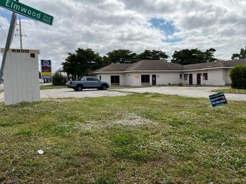 6200 S Tamiami Trl, SARASOTA, FL, 34231-3933 | Card Image
