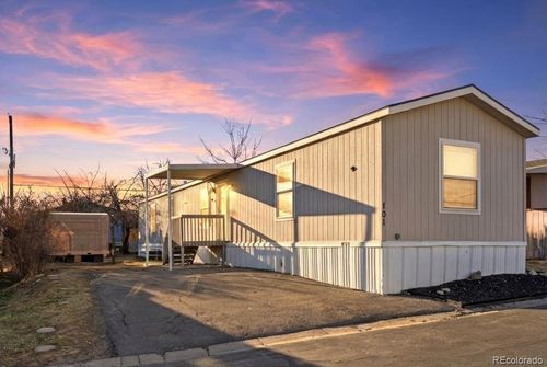 2550 W 96th Ave, Federal Heights, CO, 80260-5737 | Card Image