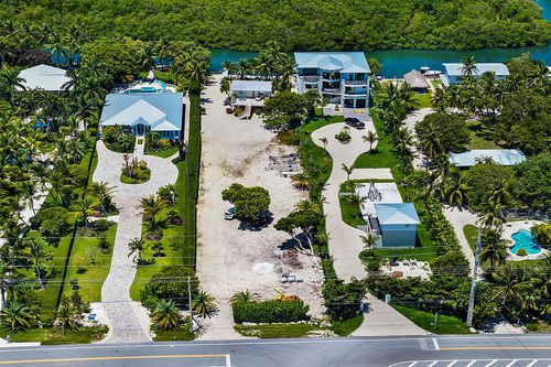 77340 Overseas Hwy, Islamorada, FL, 33036-3900 | Card Image