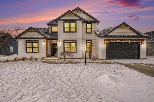 1602 Cobble Hills Dr, Osceola, IN, 46561-1303 | Card Image