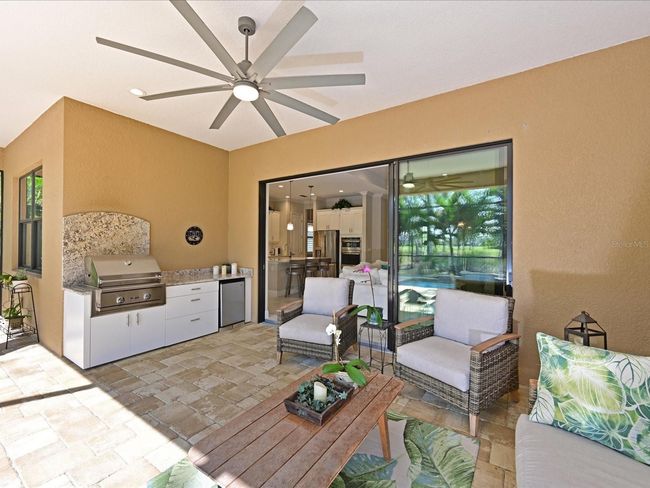 12816 Coastal Breeze Way, House other with 3 bedrooms, 2 bathrooms and null parking in Bradenton FL | Image 36