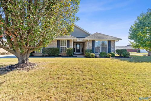 100 Crystal Pond Court Nw, Madison, AL, 35757 | Card Image