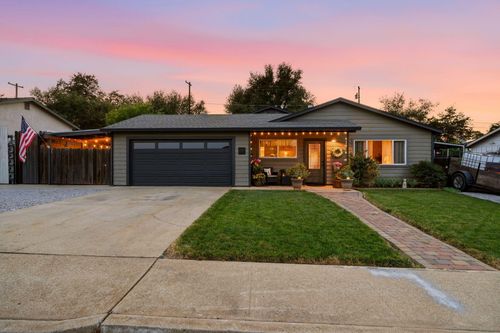 1360 Hemlock Ave, Anderson, CA, 96007-4011 | Card Image