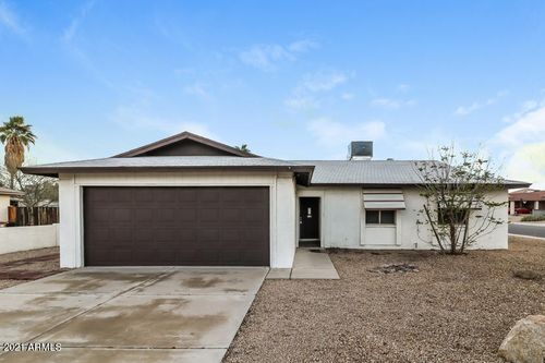 10003 N 87th Dr, Peoria, AZ, 85345-8318 | Card Image