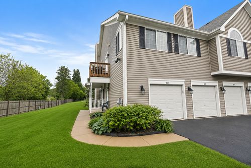 603-603 Silver Creek Rd, Woodstock, IL, 60098-4320 | Card Image