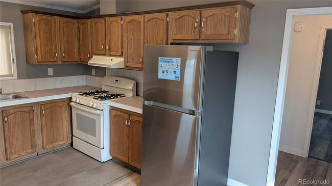 7 Darren St, Home with 2 bedrooms, 2 bathrooms and 2 parking in Castle Rock CO | Image 6