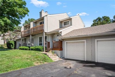 12764 W 108th Terrace, Townhouse with 2 bedrooms, 1 bathrooms and null parking in Overland Park KS | Image 3