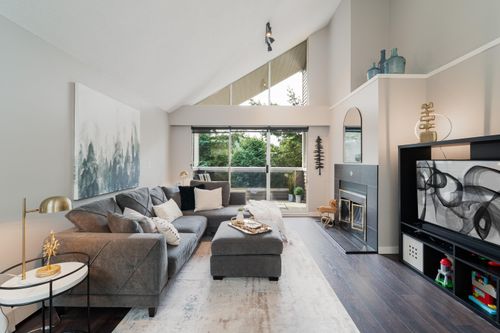 307-932 Robinson St, Coquitlam, BC, V3J7R8 | Card Image