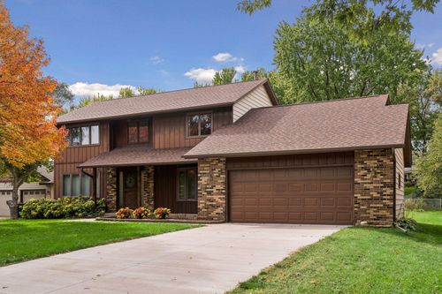 11760 Van Buren St Ne, Blaine, MN, 55434-3061 | Card Image