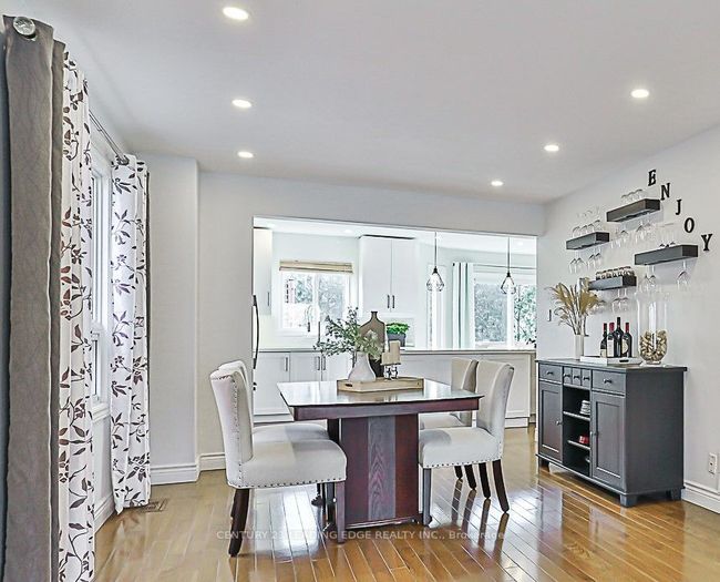 724 Barnes Cres, House other with 5 bedrooms, 4 bathrooms and 6 parking in Oshawa ON | Image 9