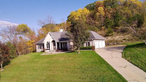1910 Crestwood Dr, PLAIN, WI, 53577-9633 | Card Image