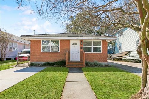 3812 Johnson St, Metairie, LA, 70001-4902 | Card Image