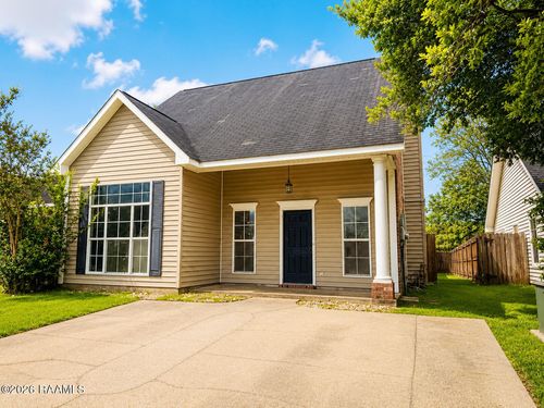 210 Elsinore Cir, Lafayette, LA, 70508-3497 | Card Image