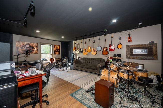 6310 High Jackson Rd, Home with 5 bedrooms, 3 bathrooms and null parking in Charlestown IN | Image 42