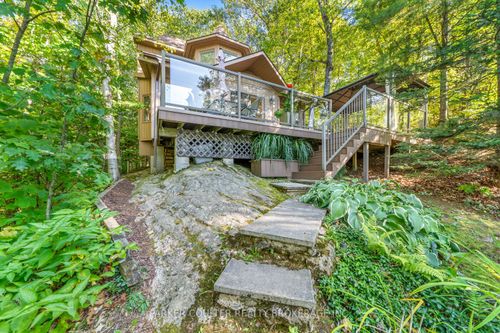 199A Sugar Lake Rd, Seguin, ON, P2A0B6 | Card Image