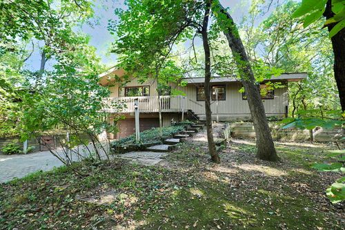 4N621 Pathfinder Dr, Elburn, IL, 60119-9592 | Card Image