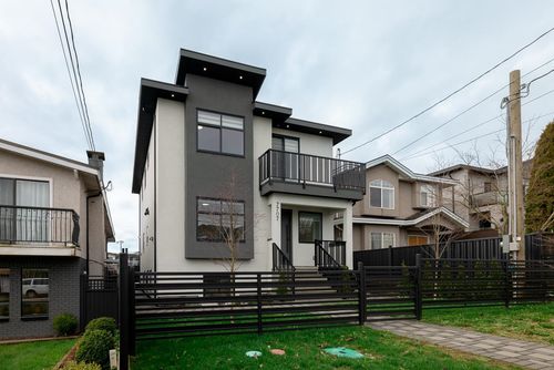 7707 Burgess St, Burnaby, BC, V3N3J1 | Card Image
