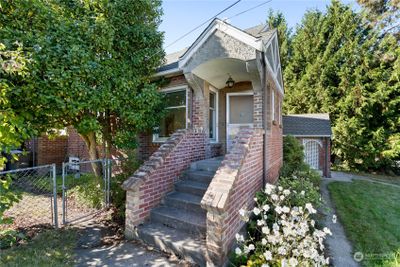 1055 S 100th Street, House other with 3 bedrooms, 1 bathrooms and 1 parking in Seattle WA | Image 3