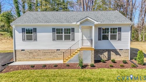 4200 Poplar Village Dr, Chester, VA, 23831-4815 | Card Image
