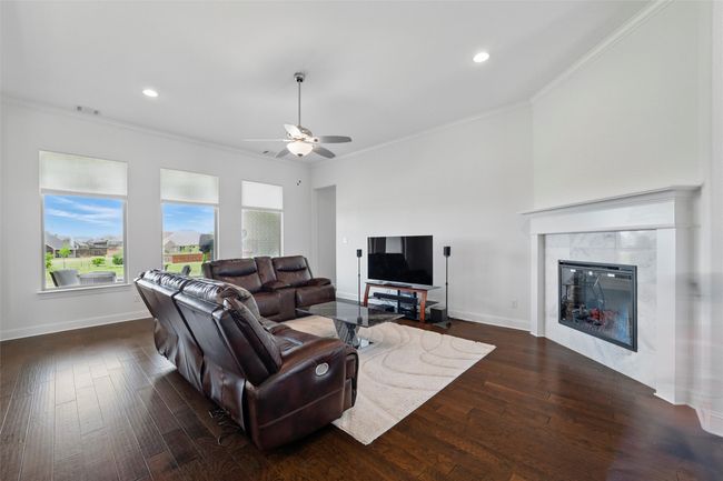 621 Cimarron Meadows Dr, House other with 4 bedrooms, 2 bathrooms and null parking in Waxahachie TX | Image 17