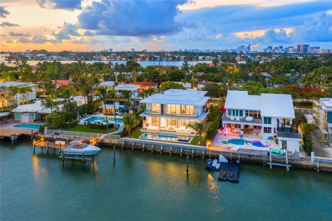 1410 S Biscayne Point Rd, House other with 6 bedrooms, 7 bathrooms and null parking in Miami Beach FL | Image 44