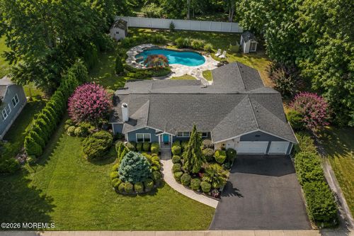 19 Killington Dr, Howell, NJ, 07731-2336 | Card Image