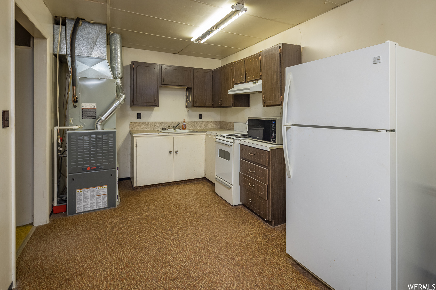 Commercial Sale in Green River 5