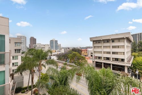 623-267 S San Pedro St, Los Angeles, CA, 90012-3883 | Card Image