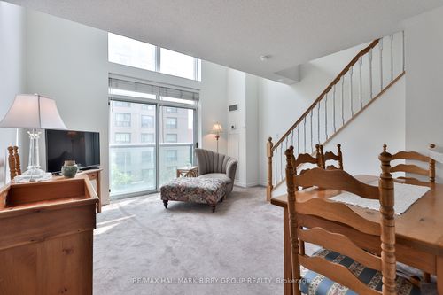 528-109 Front St E, Toronto, ON, M5A4P7 | Card Image