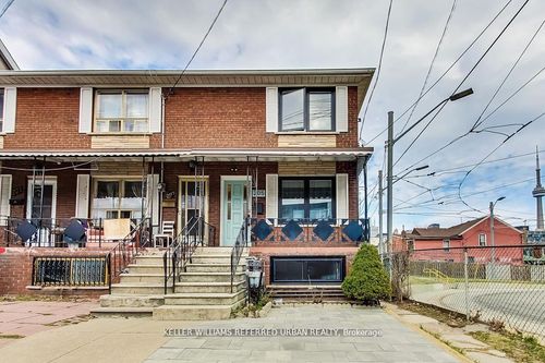 205 Bathurst St, Toronto, ON, M5T2S1 | Card Image