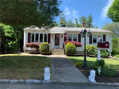 9 Pleasant Ave, North Providence, RI, 02911-1523 | Card Image