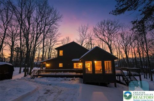 103 Ashley Ct, Bushkill, PA, 18324-7796 | Card Image