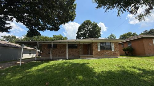 8730 Lapanto Ln, Dallas, TX, 75227-8205 | Card Image