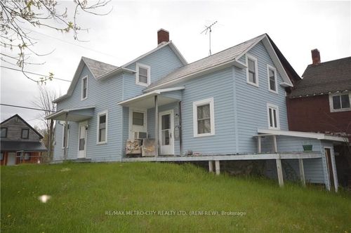 526 Scotch Bush Rd, Douglas, ON, K0J1S0 | Card Image