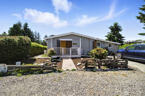 451 Serpentine Avenue, Sequim, WA, 98382 | Card Image