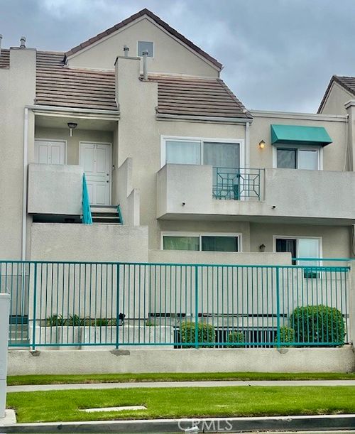 77-430 E Spruce Ave, Inglewood, CA, 90301 | Card Image