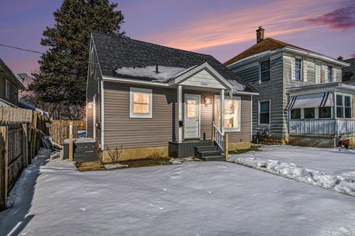 1443 Rathbone St Sw, Wyoming, MI, 49509-1042 | Card Image