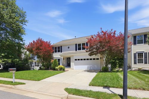 204 Grafton Way Ne, LEESBURG, VA, 20176-4925 | Card Image